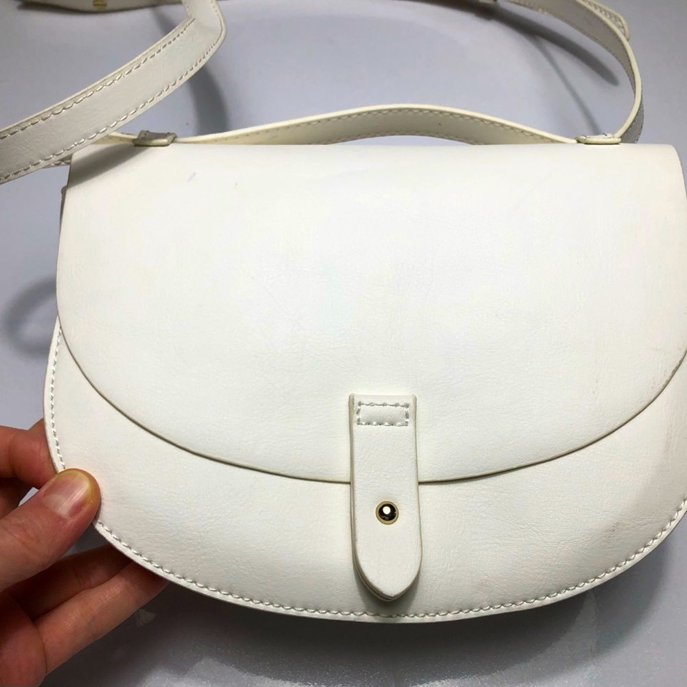 GAP White Crossbody Bag